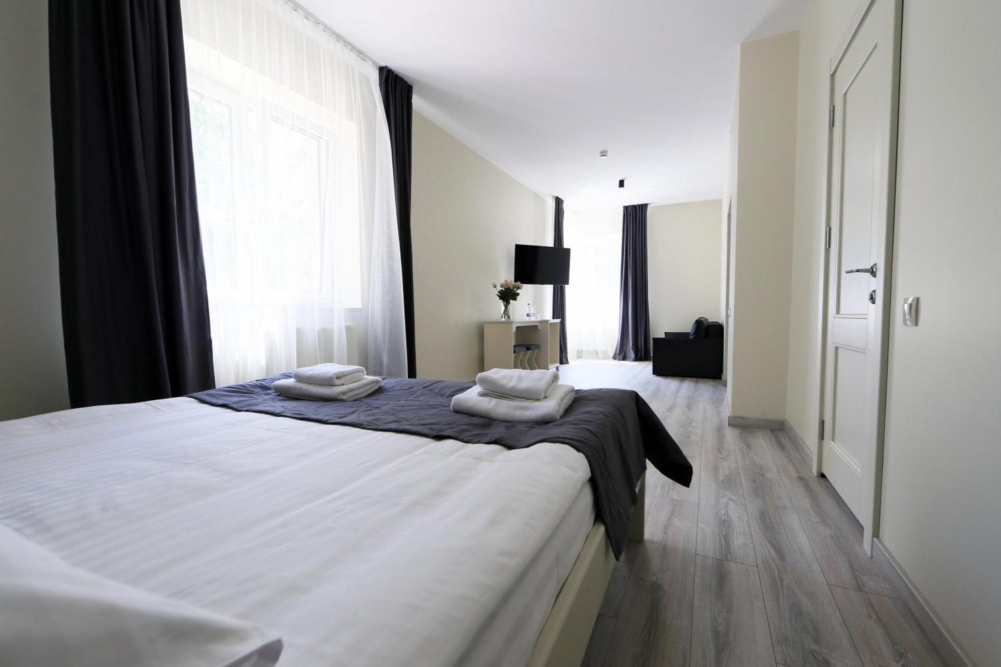 Hotel Golden Lemon Готель Золотий Лимон Leópolis Habitación foto